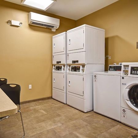 Fairfield Inn & Suites By Marriott Milwaukee North Glendale Extérieur photo