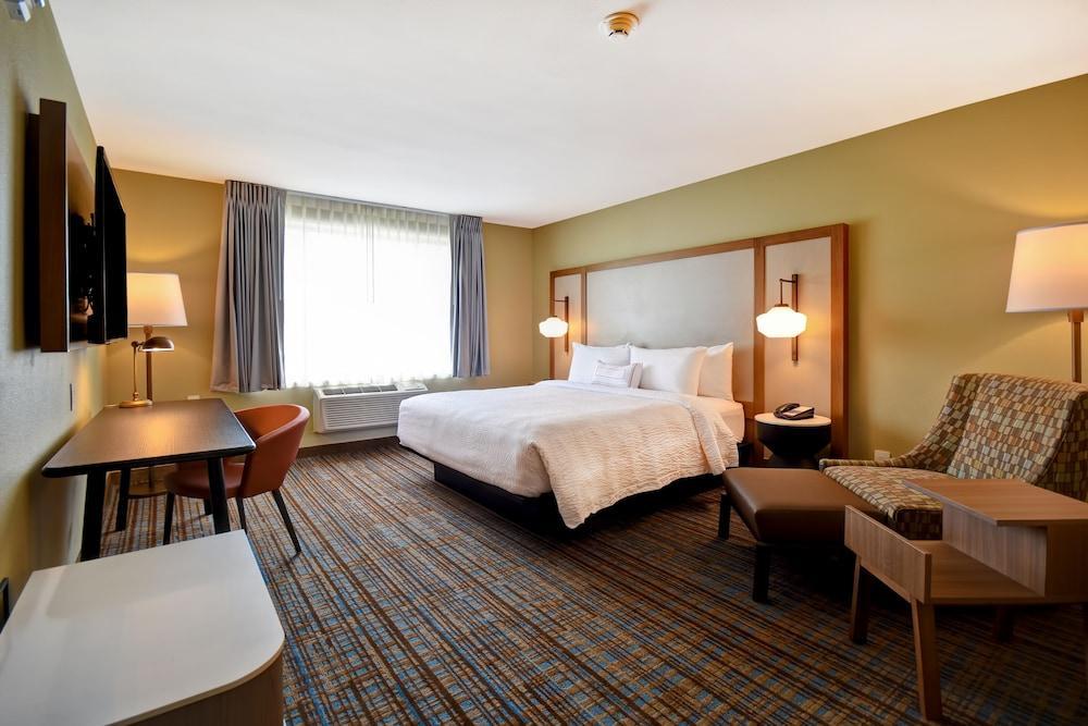 Fairfield Inn & Suites By Marriott Milwaukee North Glendale Extérieur photo