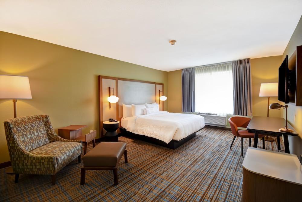 Fairfield Inn & Suites By Marriott Milwaukee North Glendale Extérieur photo