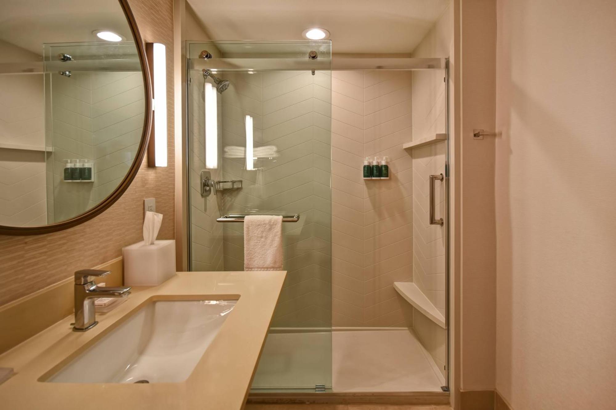 Fairfield Inn & Suites By Marriott Milwaukee North Glendale Extérieur photo